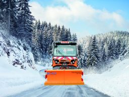 Hausmeister Zentrale Schneeschippen